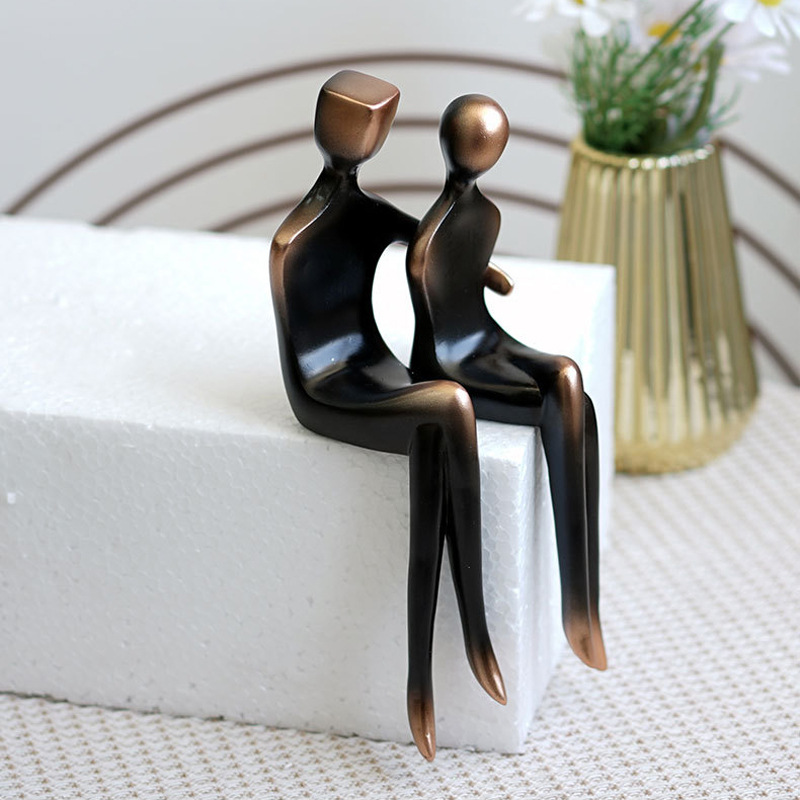 Couple Hugging Sculpture, Home - Resin Art Anniversary Gift 리뷰 및 가격