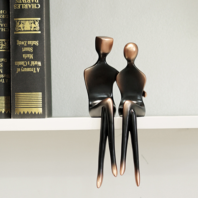 Couple Hugging Sculpture, Home - Resin Art Anniversary Gift 리뷰 및 가격
